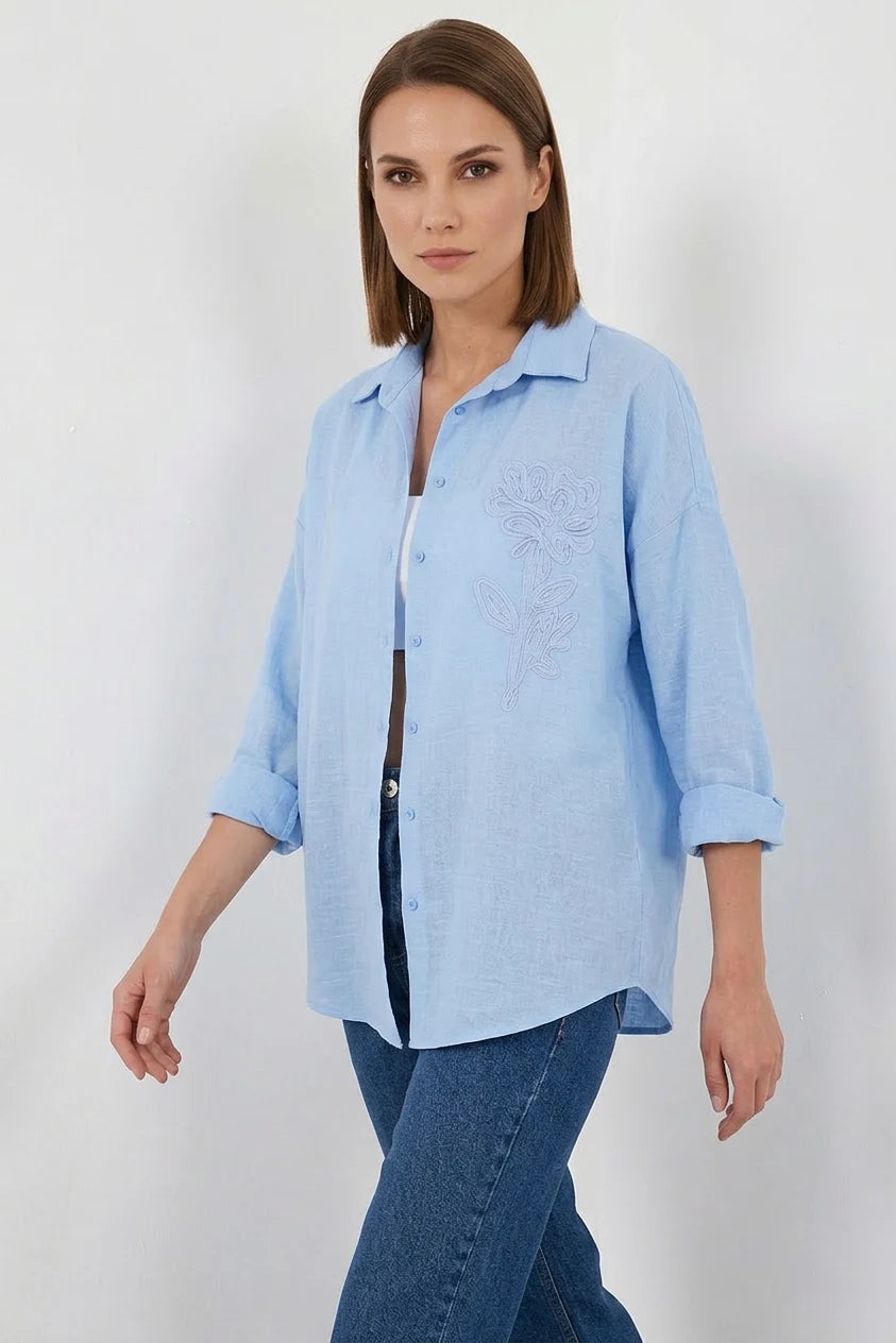 Kadın Oversize Nakışlı Çiçek Desenli Viskon Mavi Gömlek