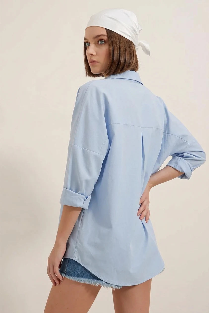 Kadın Oversize Kesim Basic Pamuklu Mavi Gömlek