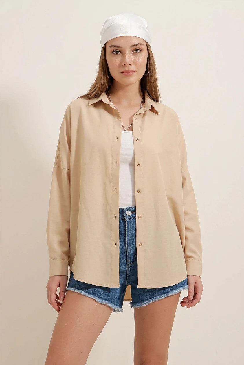 Kadın Oversize Kesim Basic Pamuklu Bej Gömlek