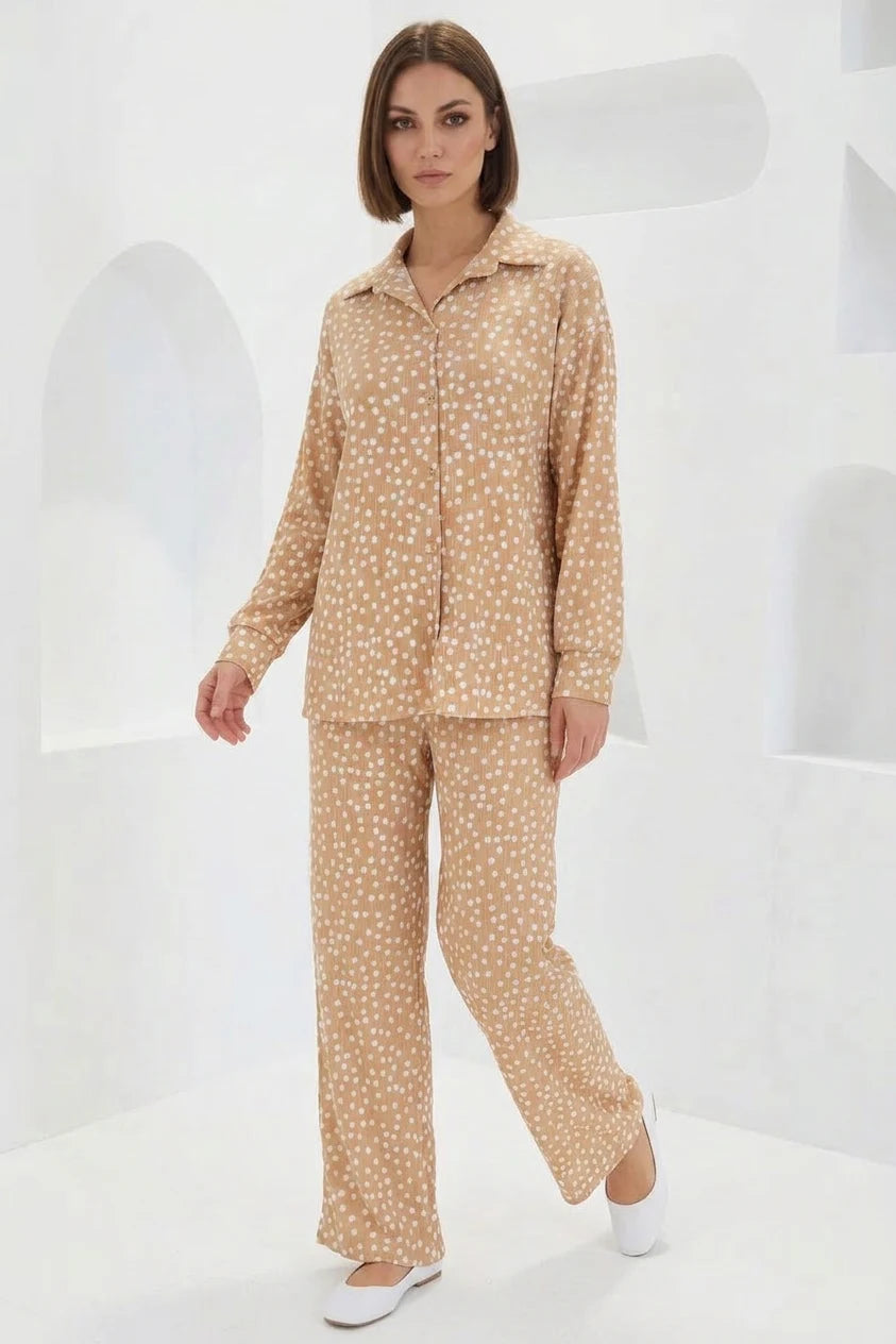 Kadın Gömlek Yaka Oversize Puantiyeli Bej İkili Takım