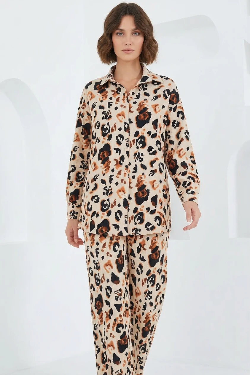 Kadın Gömlek Yaka Oversize Leopar Desenli Krem İkili Takım