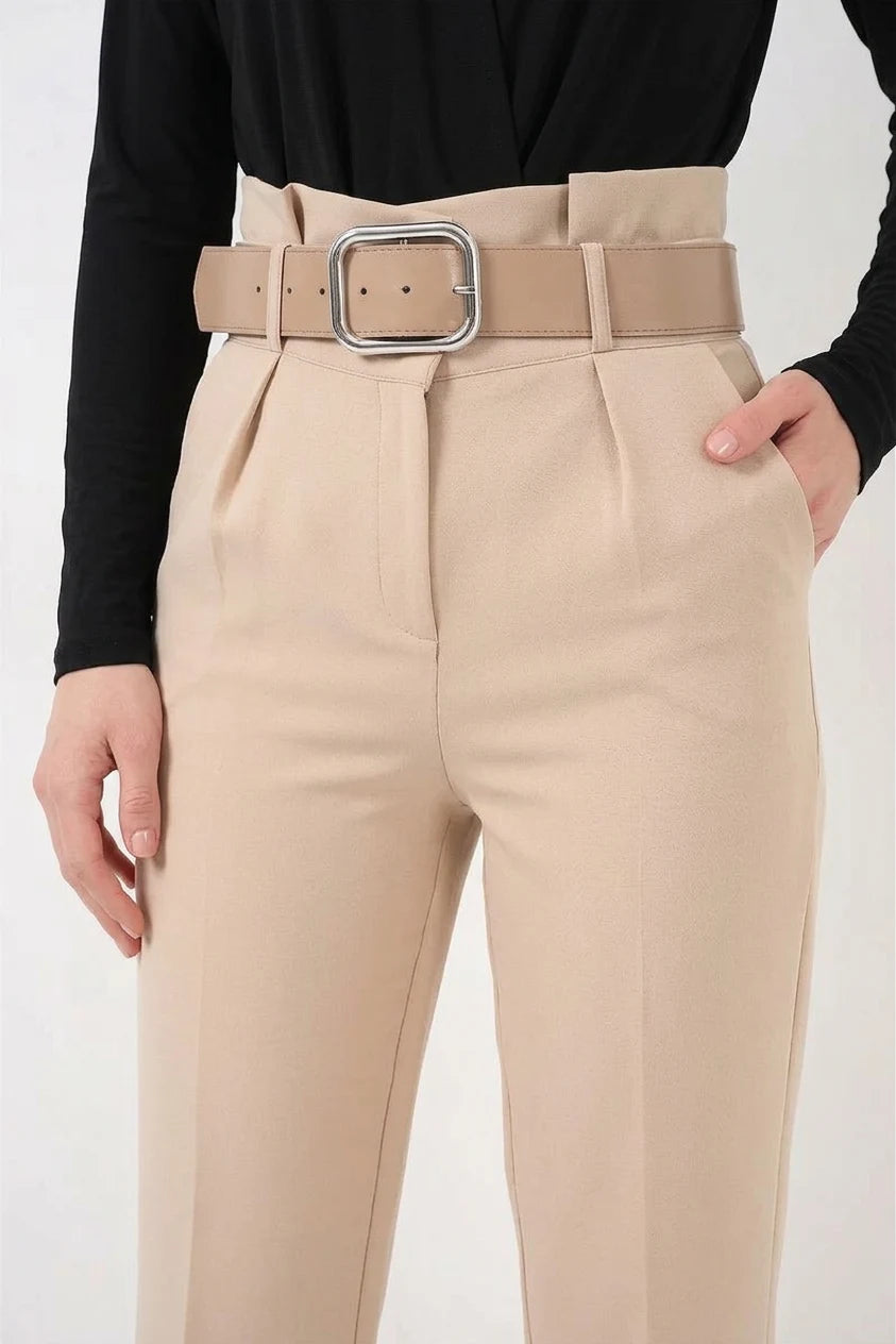 Kadın Yüksek Bel Kemerli Krem Pantolon