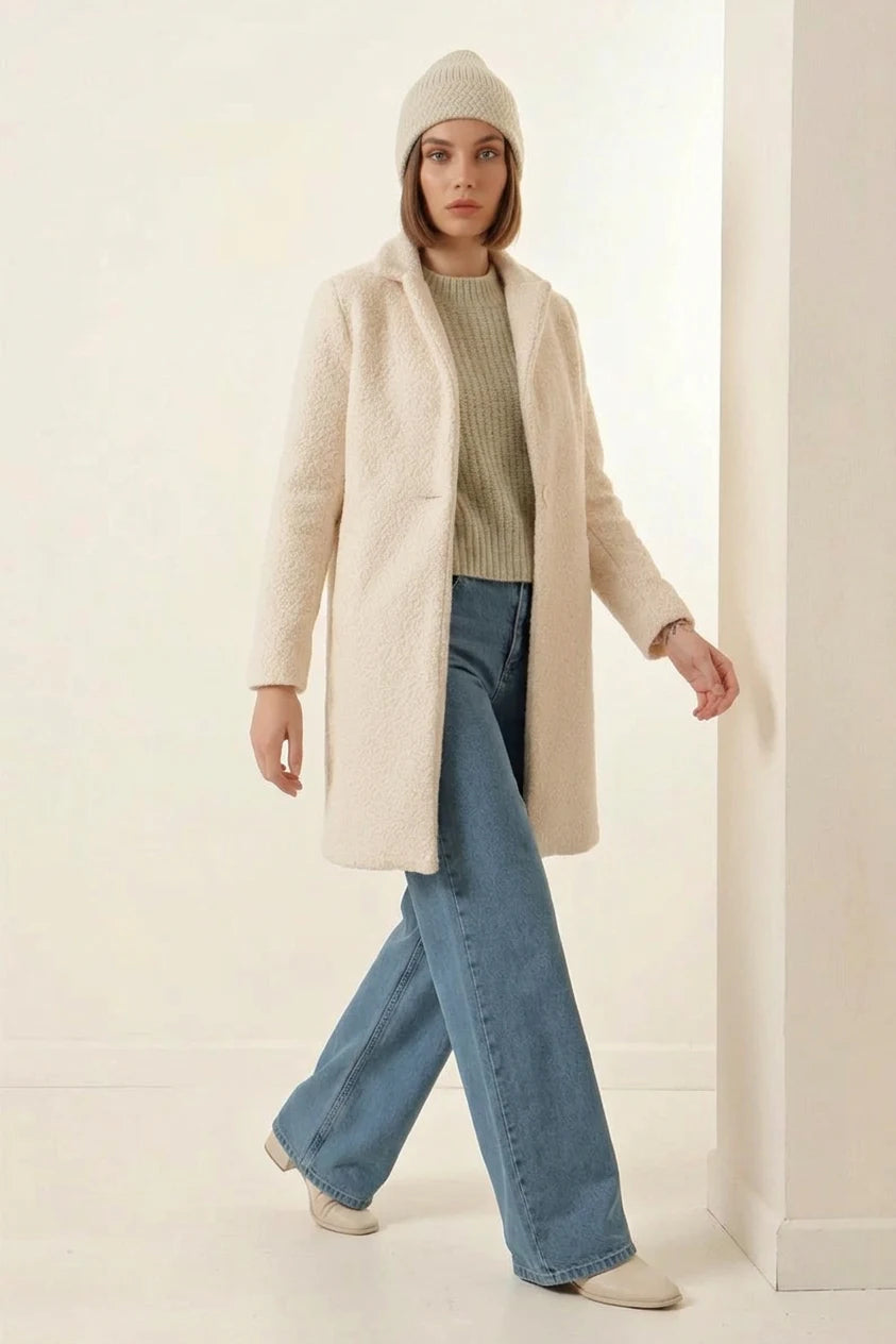 Kadın Klasik Yaka Oversize Kaşe Ekru Kaban